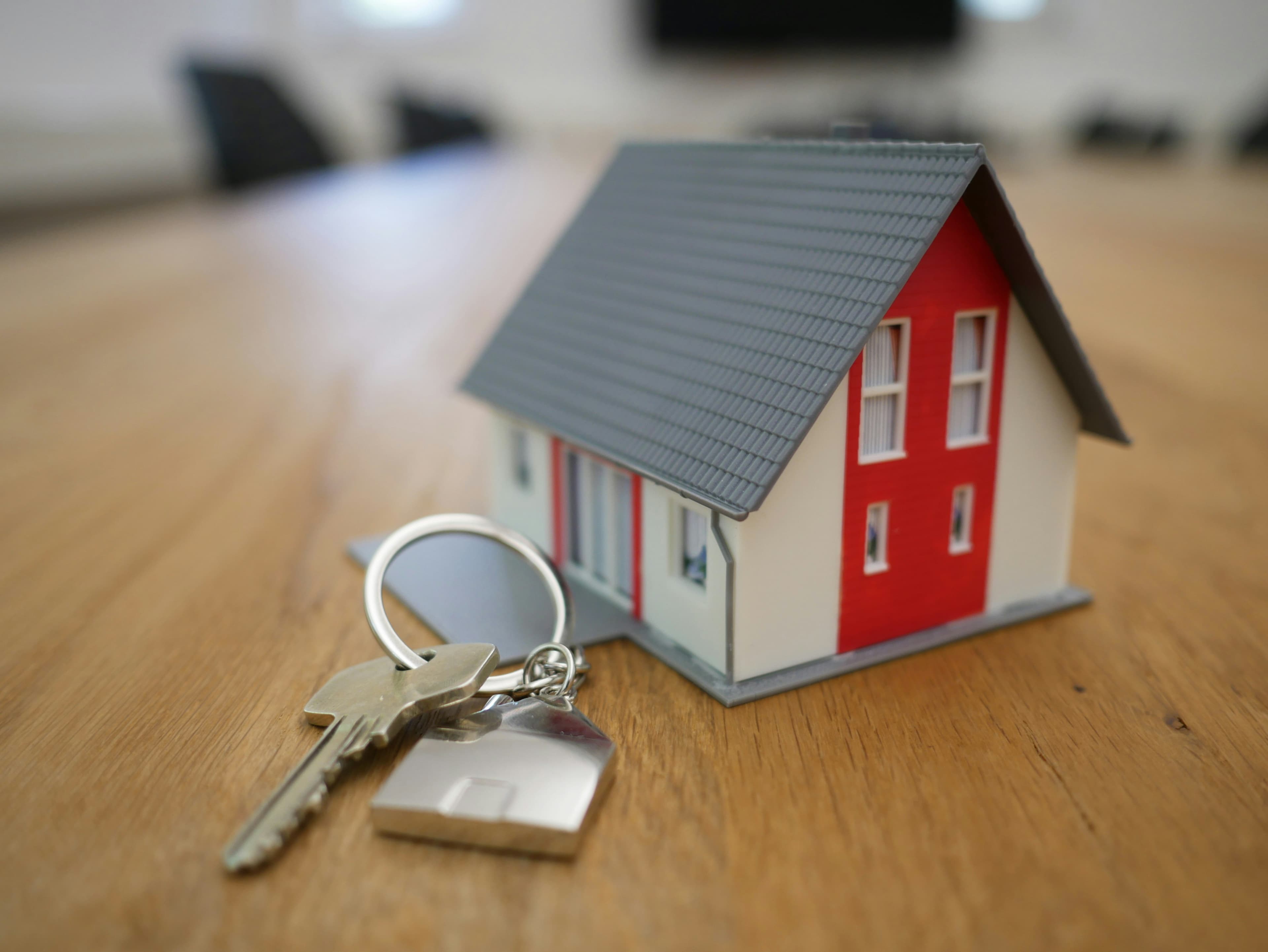 Rent vs Buy in Canada 2026: Which Makes More Sense?
